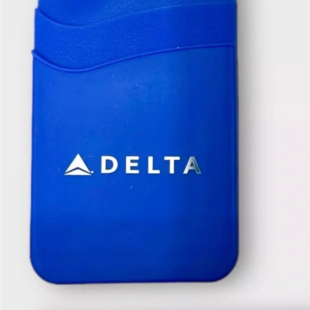 Delta Air Lines Blue Silicone Phone Wallet W/ 4 Airbus Pilot Trading Cards New
